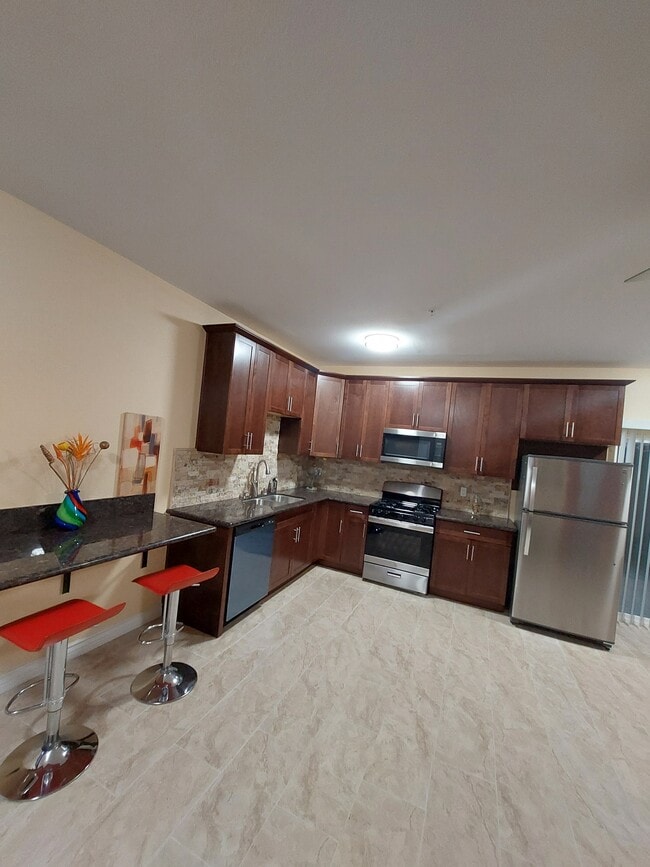 Photo - 709 Vale View Dr