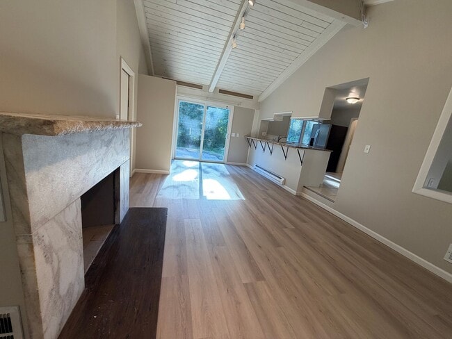 Photo - 4425 N 105th St