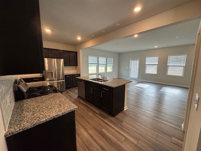 Photo - End-Unit Gem Near White Oak Crossing – Style, Space & Convenience!