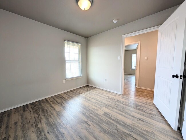 Photo - 2206 E Main St