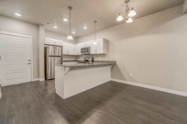 Photo - 262 N 540 E Unit 105