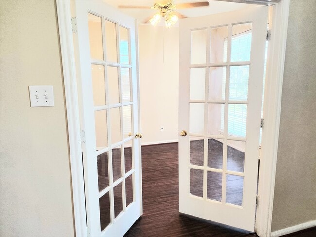 Photo - 11306 Palm Bay St