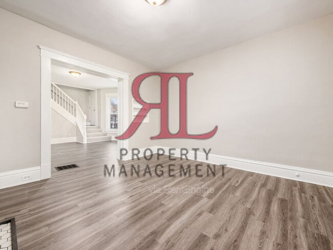 Photo - 1268 Courtland Ave