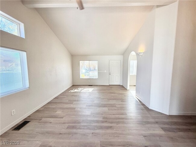 Photo - 5810 East St