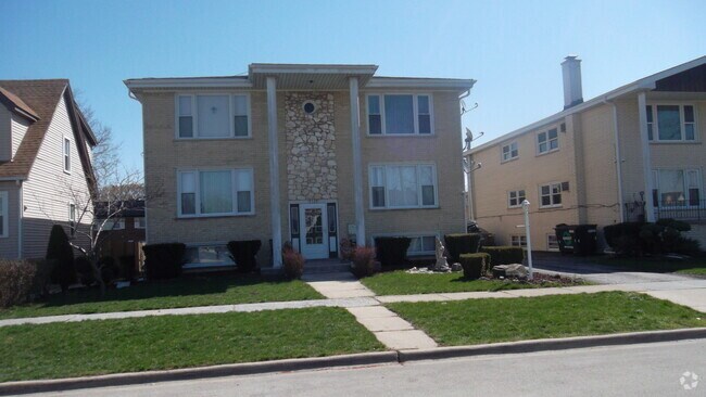 Building Photo - 4549 Forest Ave Unit 2S Rental