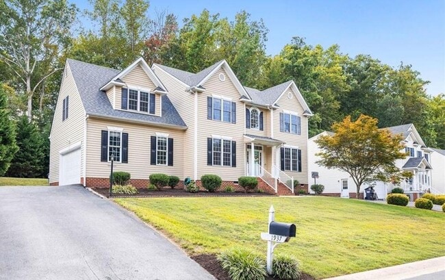 Photo - 5 Bedroom, 2.5 Bath Home in St. James Woods  ** Available for showings 3/25/2026 **