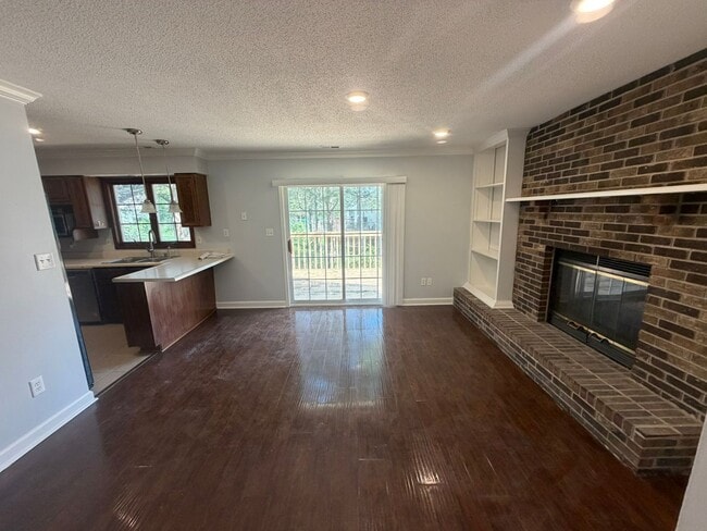 Photo - 401 Dustin Dr
