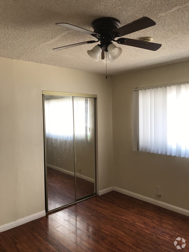 Building Photo - 10226 Woodworth Ave Unit 2 Rental