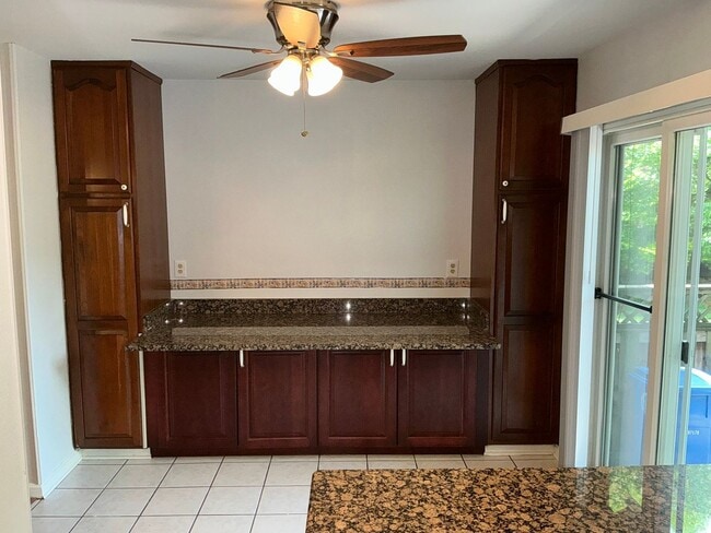 Photo - Very well maintained 3BR 3.5BA 3 level Colonial Townhome with fully fenced yard
