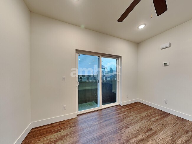 Photo - 23379 SE Dogwood St