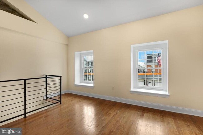 6607 Ridge Ave Unit C