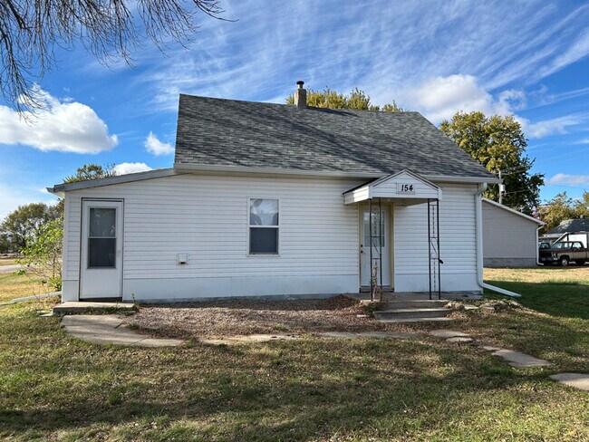 Photo - 154 Robley St