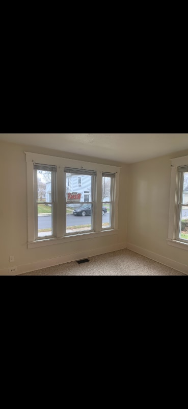 Photo - 216 W Evers Ave