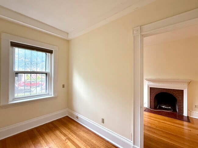 Photo - 188 Marlborough St Unit 4