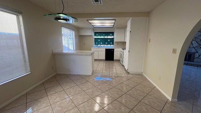 Photo - East Lancaster Home