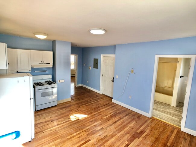 Photo - 180 Heath St Unit 2