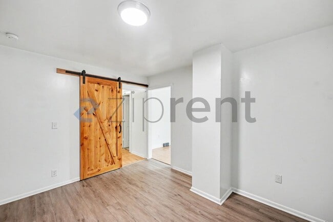 Photo - Unit