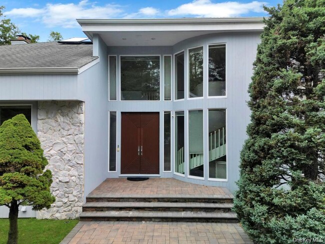 25 Wildwood Dr