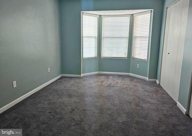 Building Photo - 115 Brookland Terrace Unit 8