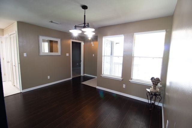 Photo - 418 Garland Dr