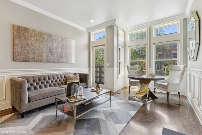 Photo - 4351 S Lake Park Ave