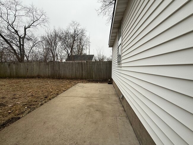 Photo - 1324 Kenwood Ave