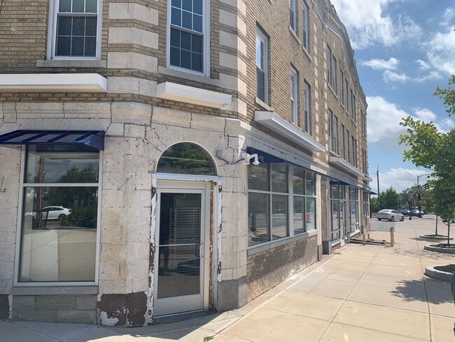 Photo - 696-714-714 Albany Ave Unit 714