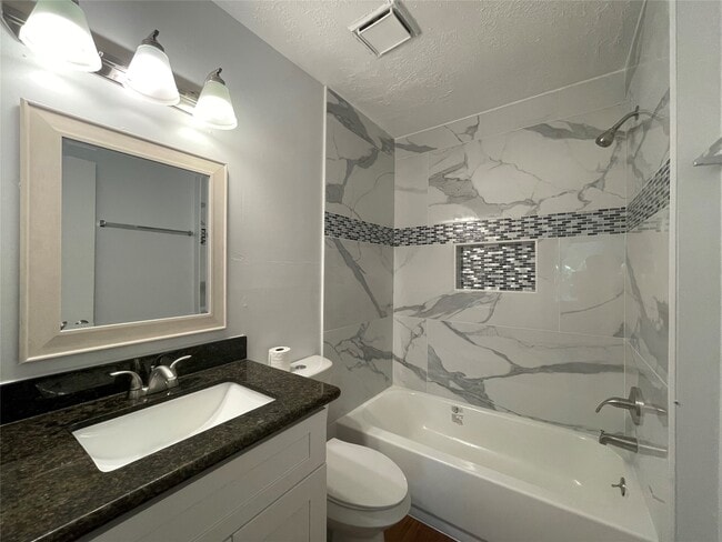 Photo - 3410 Hillstone Dr