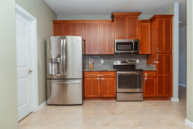 5280 Moore Loop