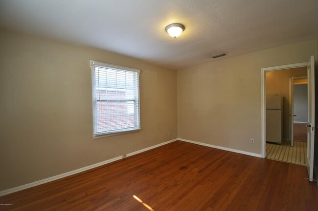 3661 St Johns Ave Unidad 3