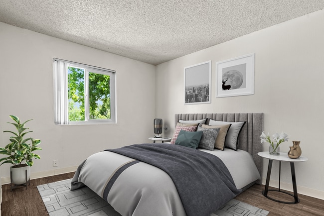 27257-3_1.jpg - Delta Pines Apartments