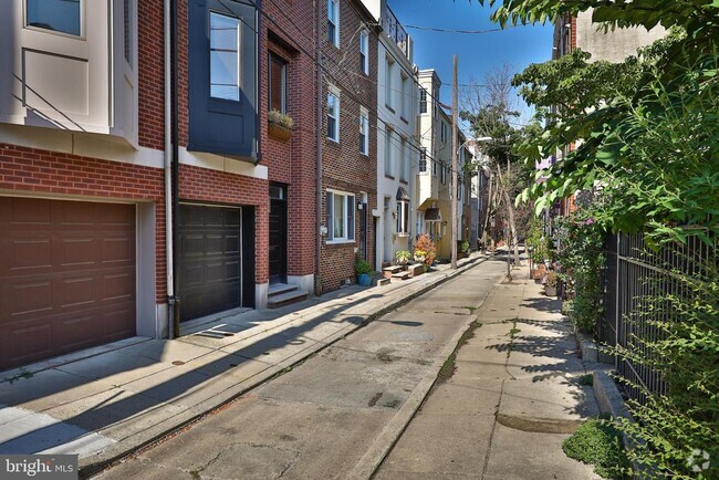Building Photo - 1706 Rodman St Rental