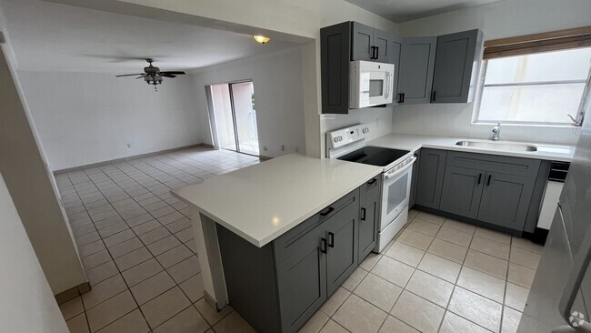 Building Photo - 7735 SW 86th St Unit E407 Rental