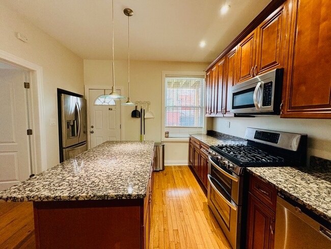 Photo - 3236 W Augusta Blvd Unit 1stFloor