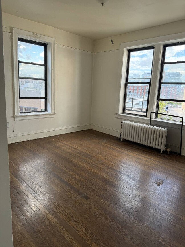 Photo - 140-30 Sanford Ave Unit 5B