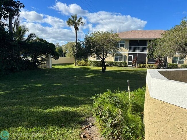 Photo - 1540 SE Royal Green Cir Unidad 206