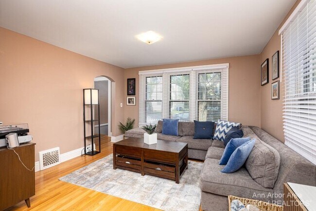 Sala de estar - 413 5th St