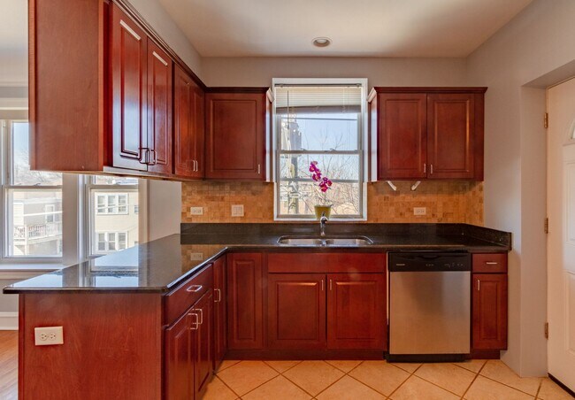 Photo - 5726 N Mozart St Unit 1A