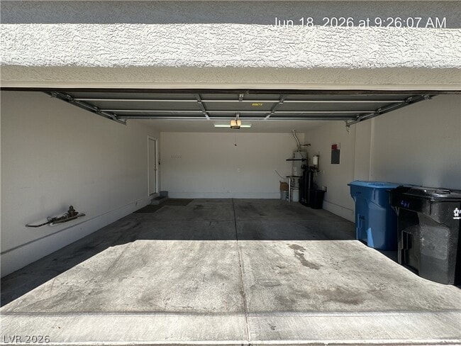 Photo - 637 Lucky Pine St