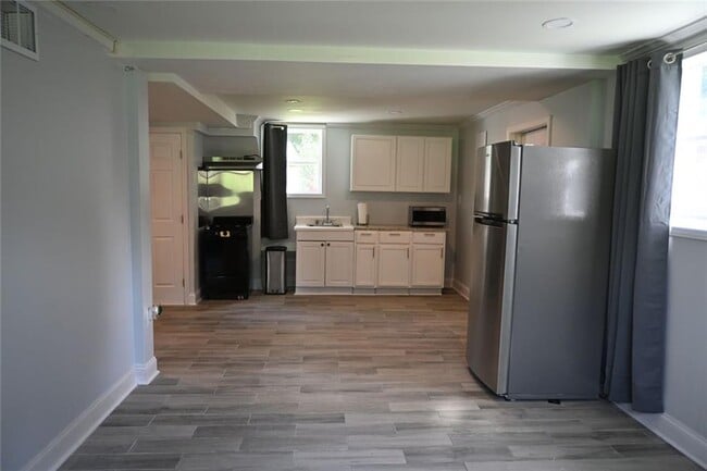 Photo - 994 Overbrook Cir Unit 1