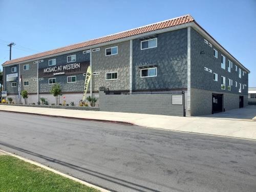 Mosaic at Western Apartments Homes - Mosaic at Western Apartments Homes Unidad 2x2