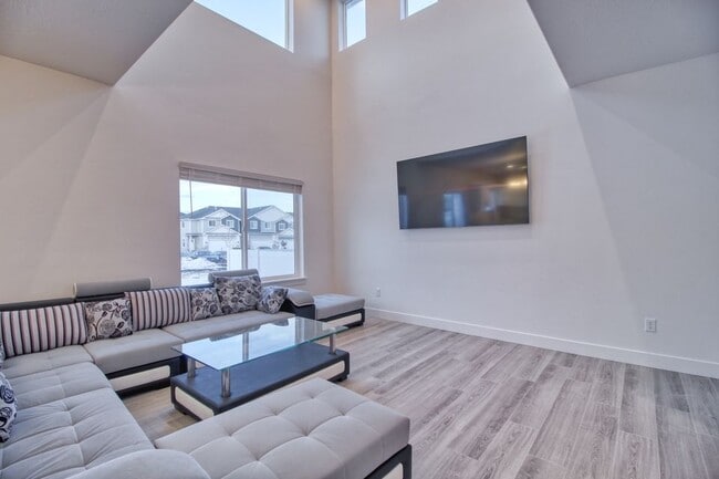 Photo - 4735 E Silver Moon Dr