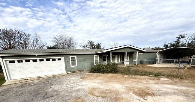 Building Photo - 212 Thornton Ln