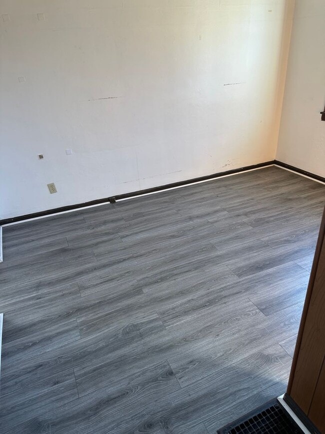 Photo - 110 Madeline St Unit apt 2