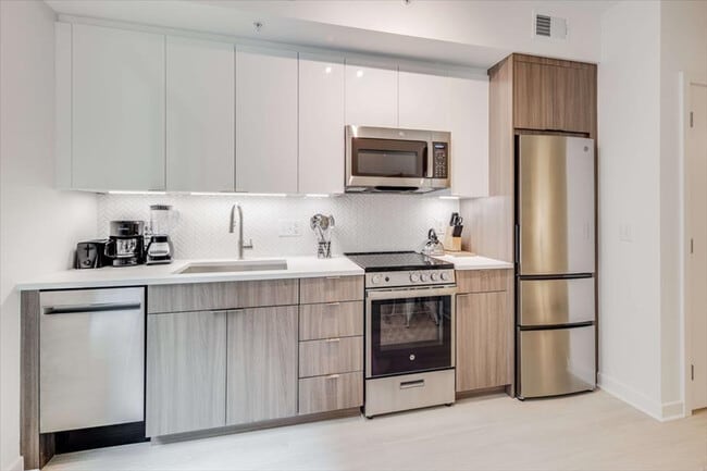 Photo - 1051 First St NE Unidad ID1055222P