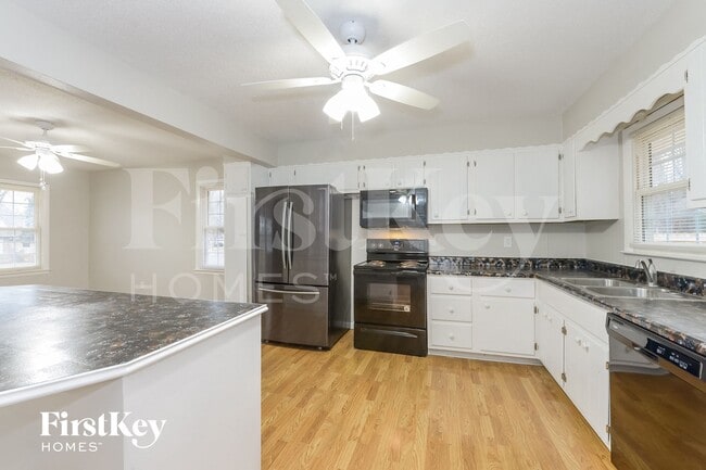 107 Hillcrest Rd