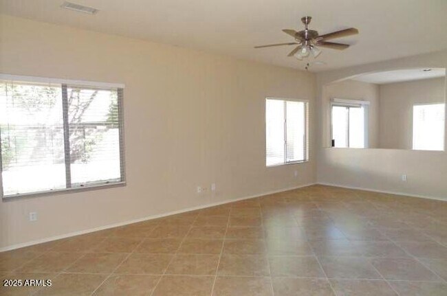 Photo - 1122 W Wildhorse Dr