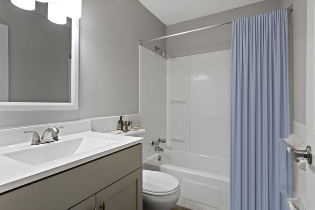 Photo - Windsor South Apartments