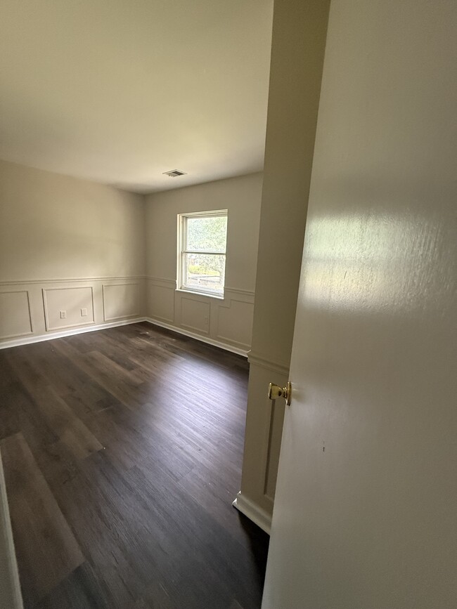 Building Photo - 8281 Sobax Dr Rental