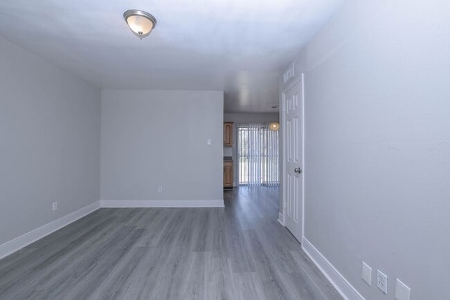 Photo - 9834 Denning Dr